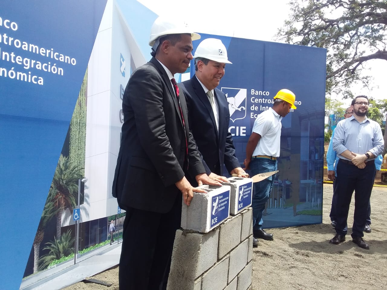 BCIE y Nicaragua firman nuevos convenios de créditos