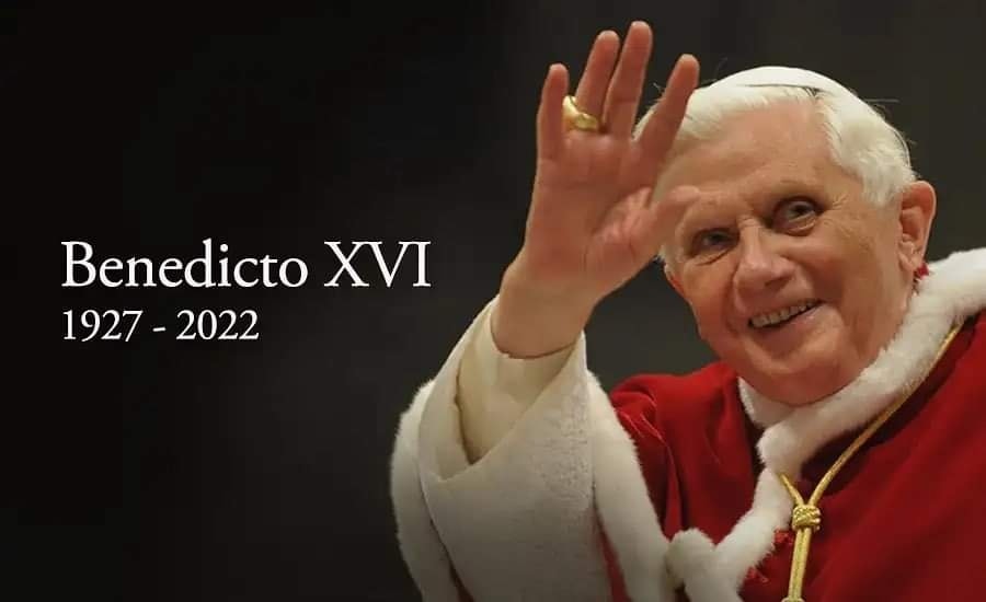 Una nota oficial de el Vaticano da a conocer el fallecimiento de Joseph Ratzinger, Papa emérito Benedicto XVI.