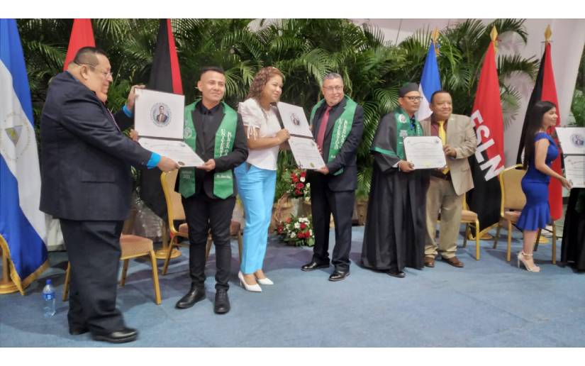 Celebran graduación de Maestrantes del Programa de Formación y Capacitación Juvenil