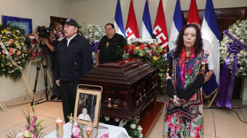 Presidente Daniel Ortega preside Homenaje a Blanca Segovia Sandino Aráuz