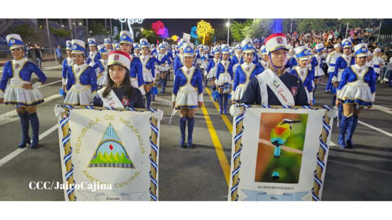 Presidente Daniel Ortega y Compañera Rosario Murillo presiden Desfile Escolar 2023