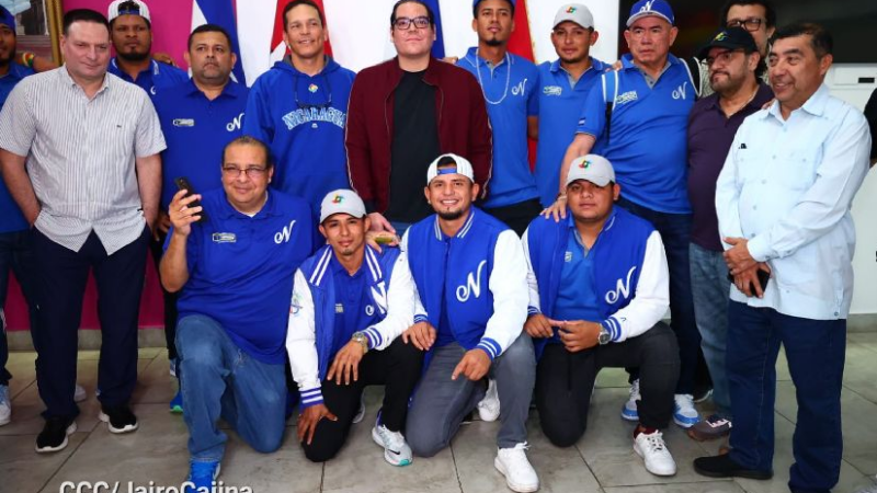 Llega a Nicaragua último grupo de la Selección Nacional tras clasificar al Clásico Mundial de Béisbol