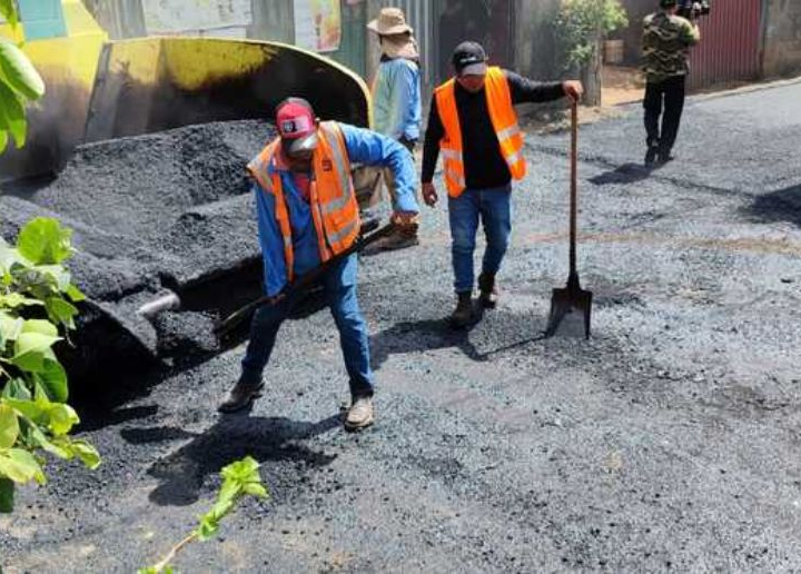 Alcaldía de Managua supervisa avances en obras de mejoramiento vial en el barrio Camilo Ortega