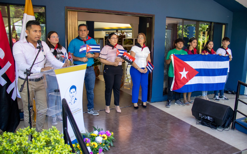 Universitarios rinden homenaje al Comandante en Jefe de la Revolución Cubana, Fidel Castro Ruz