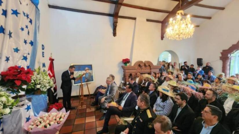 Embajada de Nicaragua en México celebra la Purísima con delegaciones de países amigos