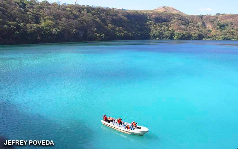 ENACAL monitorea parámetros de la laguna de Asososca tras afectaciones en el suministro por volteo térmico