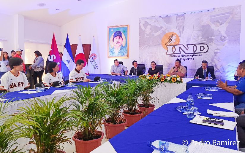 Equipo Yomiuri Giants de Japón imparte nuevas clínicas de béisbol en Nicaragua