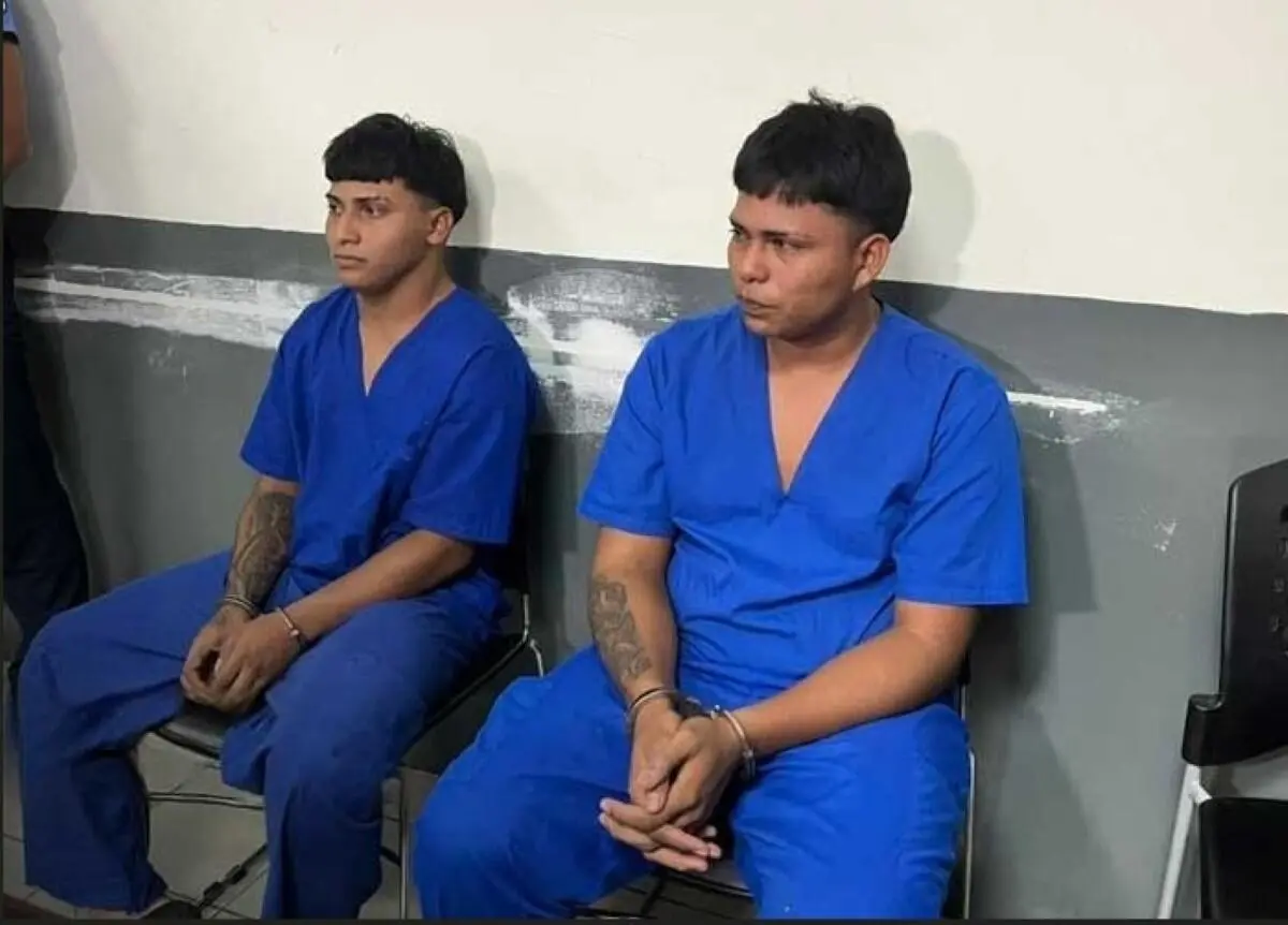 Capturan a dos sujetos que echaron veneno a perol de Baho en el Mercado Oriental