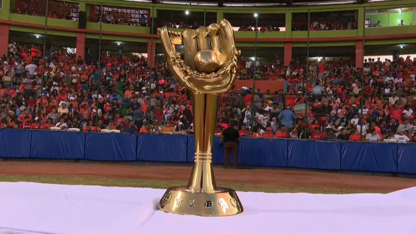 Rugieron los Leones tras coronorse campeones de la Profesional venciendo a Rivas