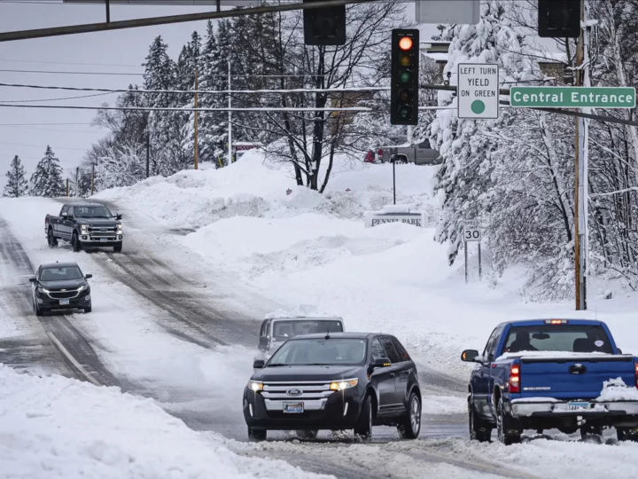 14 fallecidos y 800 mil sin luz por tormenta en EE.UU.