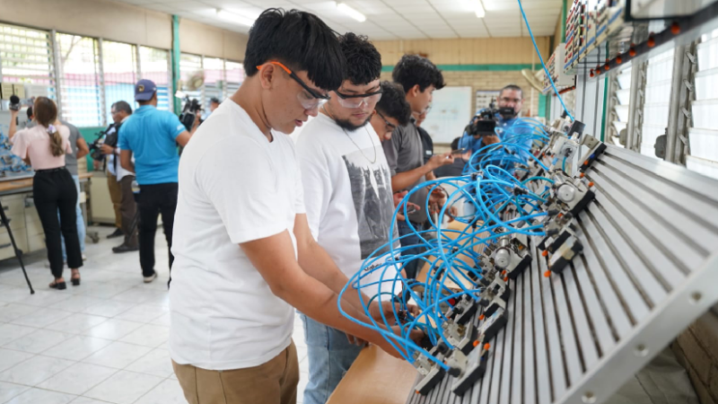 Nicaragua: INATEC renombrará cinco centros técnicos