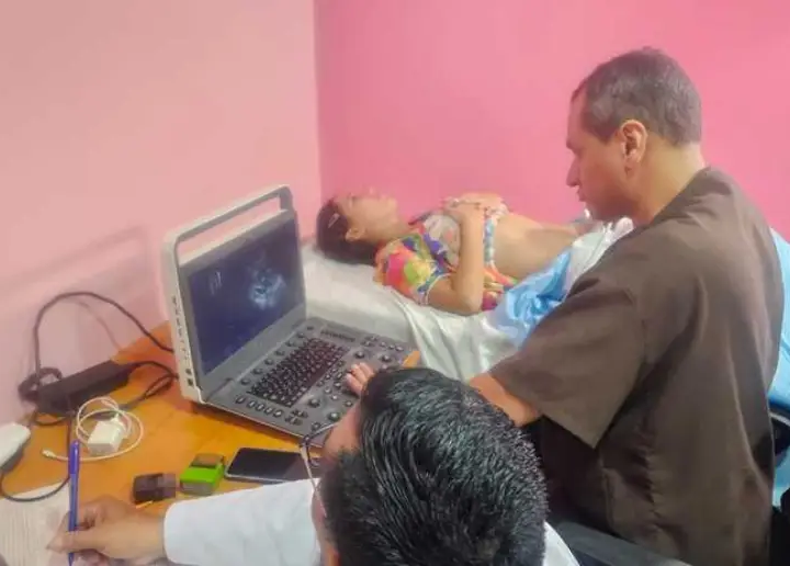 Embarazadas aprovechan Feria de Salud en el Centro Ligia Altamirano