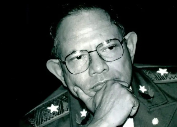 TOMÁS SIEMPRE AL FRENTE, SOÑAMOS Y CRECEMOS JUNT@S !