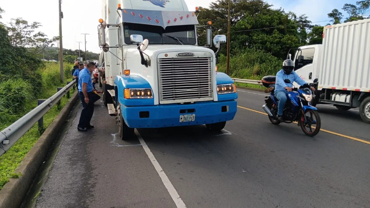 Oficial de Policía muere en accidente de tránsito en Carretera Sur