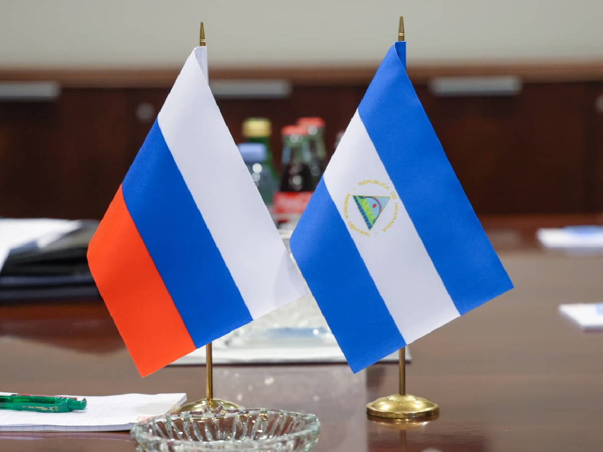 Delegación de Nicaragua se reúne con canciller ruso Serguéi Lavrov y profundizan sobre la Paz en el mundo