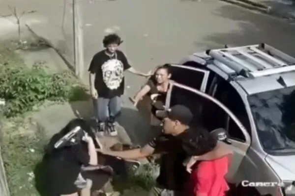 Joven al borde la muerte tras ser atacado cobardemente cerca de Villa Flor Sur